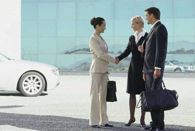 委托加工還是自建廠 創(chuàng)業(yè)者的戰(zhàn)略抉擇與勞務派遣應用思考